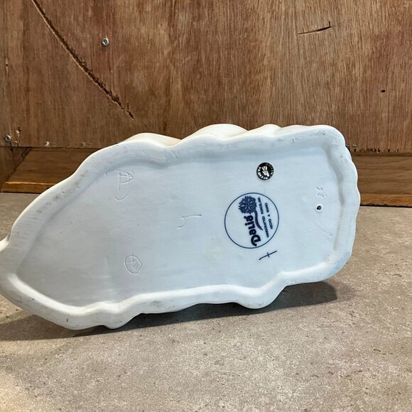 Vintage Dalia Lady Figurine, Handcrafted Porcelain, Made in Mexico - Picture 7 of 10